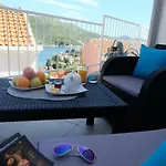 Blue Diamond Guest house 4*