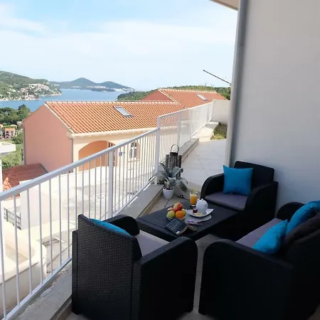 Blue Diamond Πανσιόν 4*